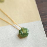 Jade Blossom Pendant Neckla