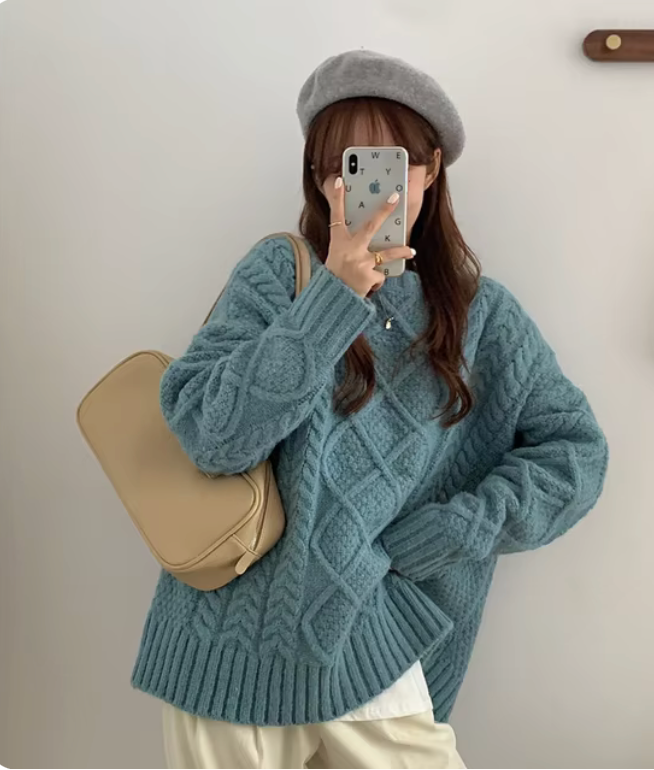 Isla Cozy Cable Knit Sweater