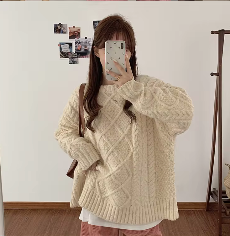 Isla Cozy Cable Knit Sweater