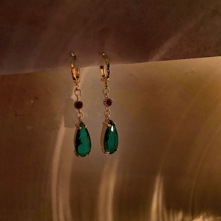 Elegant Teardrop Gem Earrings