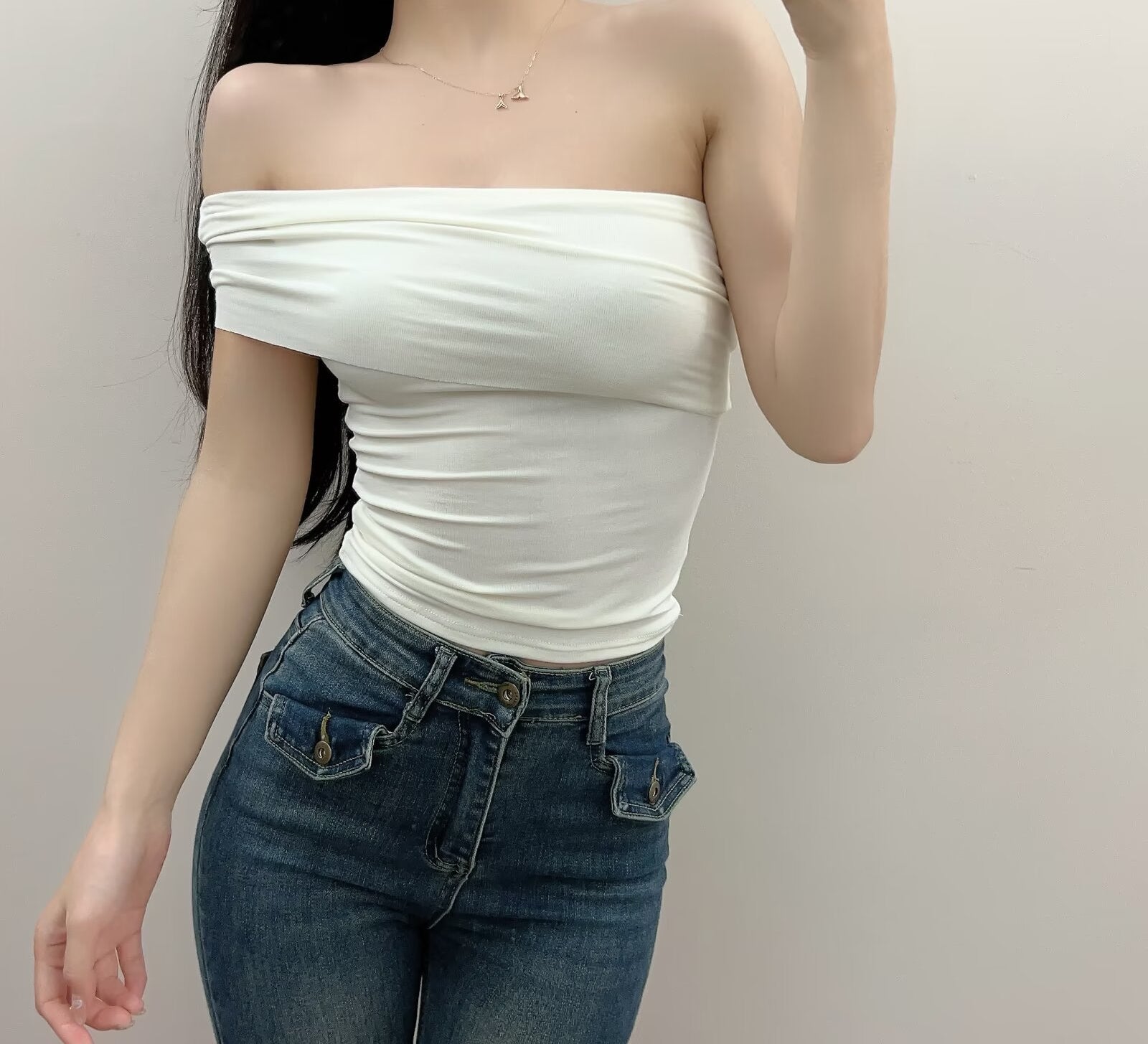 Aria Sleeveless Off-Shoulder Top